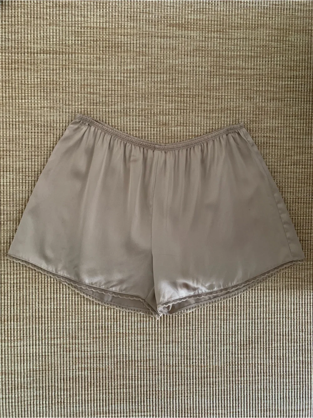 Donni The Silk Lace Tap Trim Pull On Shorts Shitake Brown Tan